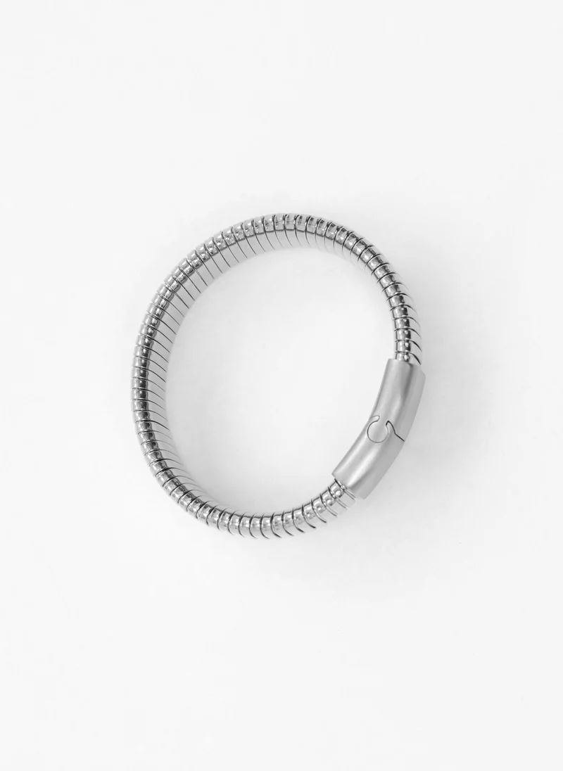 Lichi  Wide bracelet with a ribbed texture for Women | Best Price UAE