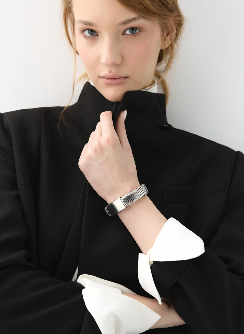 Lichi  Wide bracelet with a ribbed texture for Women | Best Price UAE
