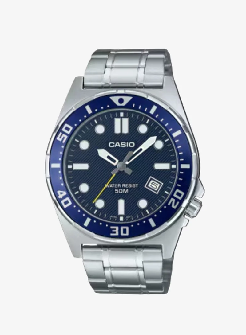 CASIO Men's Stainless Steel Analog Watch MTD-135D-2AVDF - 43.6 mm