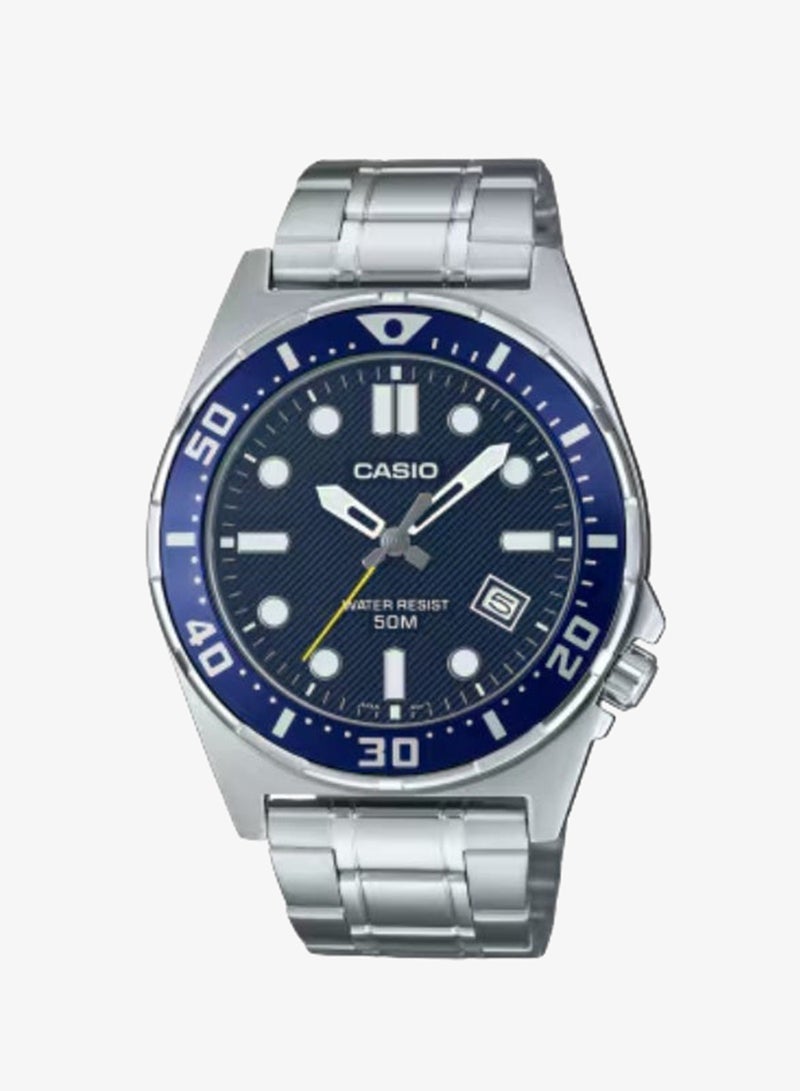 Men's Stainless Steel Analog Watch MTD-135D-2AVDF - 43.6 mm