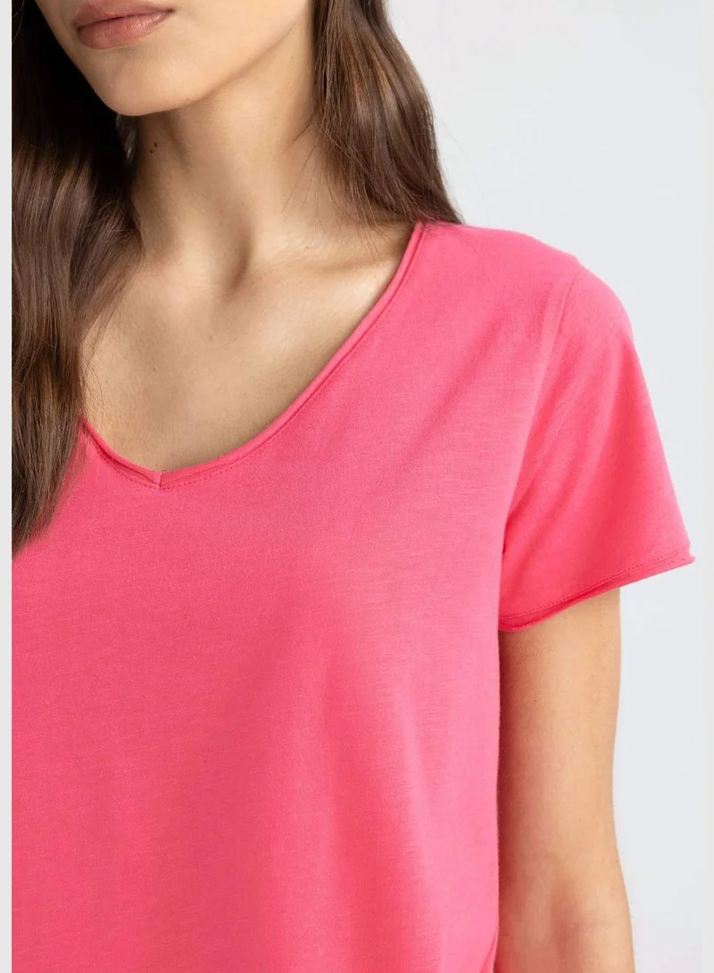 ديفاكتو Regular Fit V-neck Short Sleeve T-Shirt
