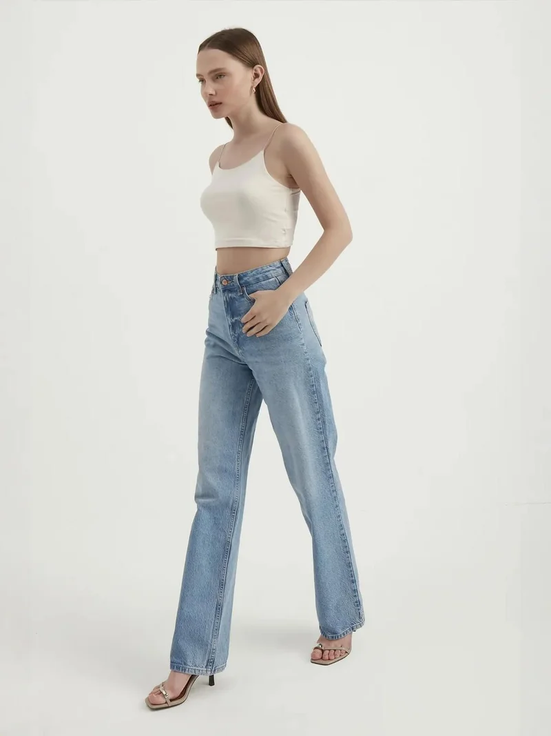 HICCUP Spaghetti Strap Basic Cropped Cami Top