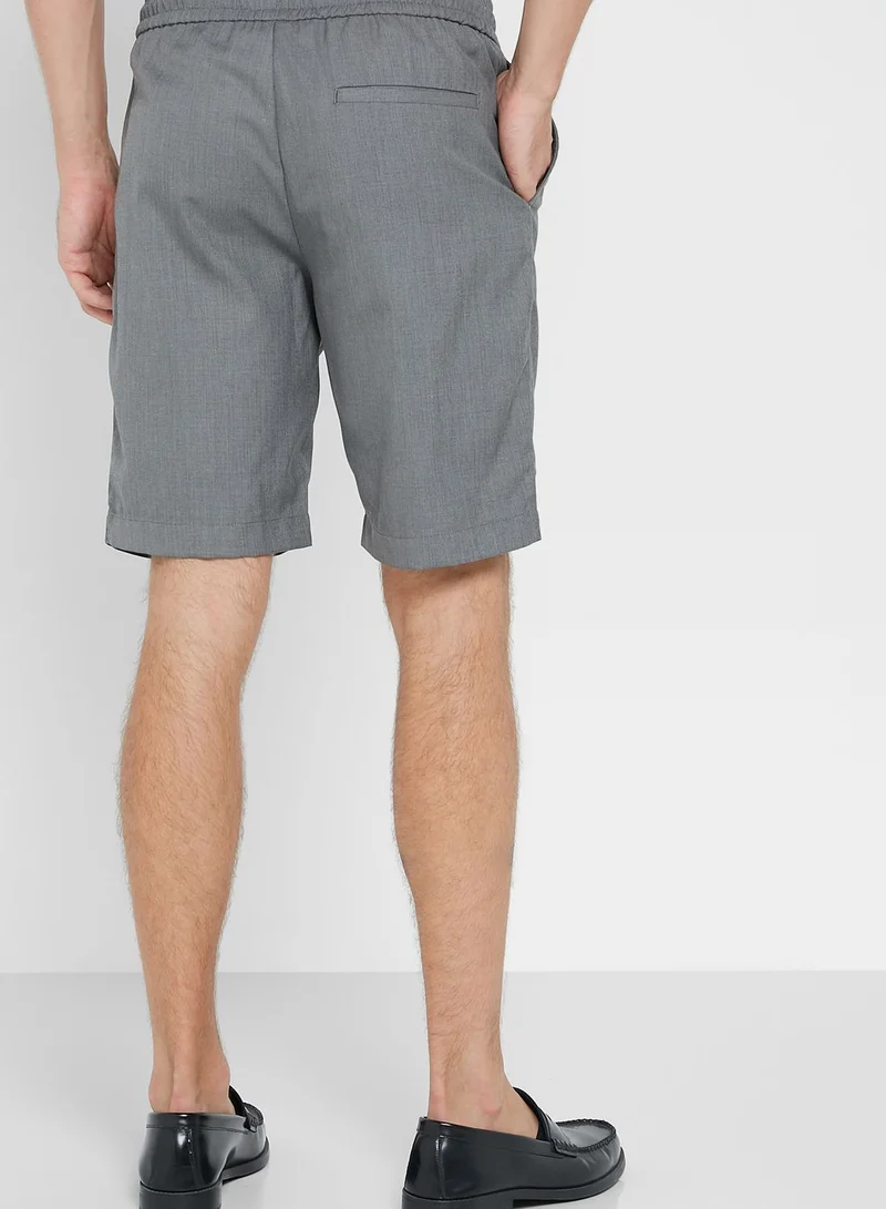 Robert Wood Essential Shorts
