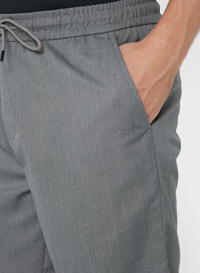 Robert Wood Essential Shorts