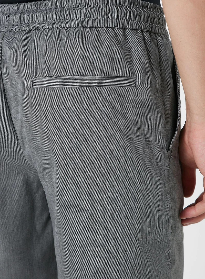 Robert Wood Essential Shorts