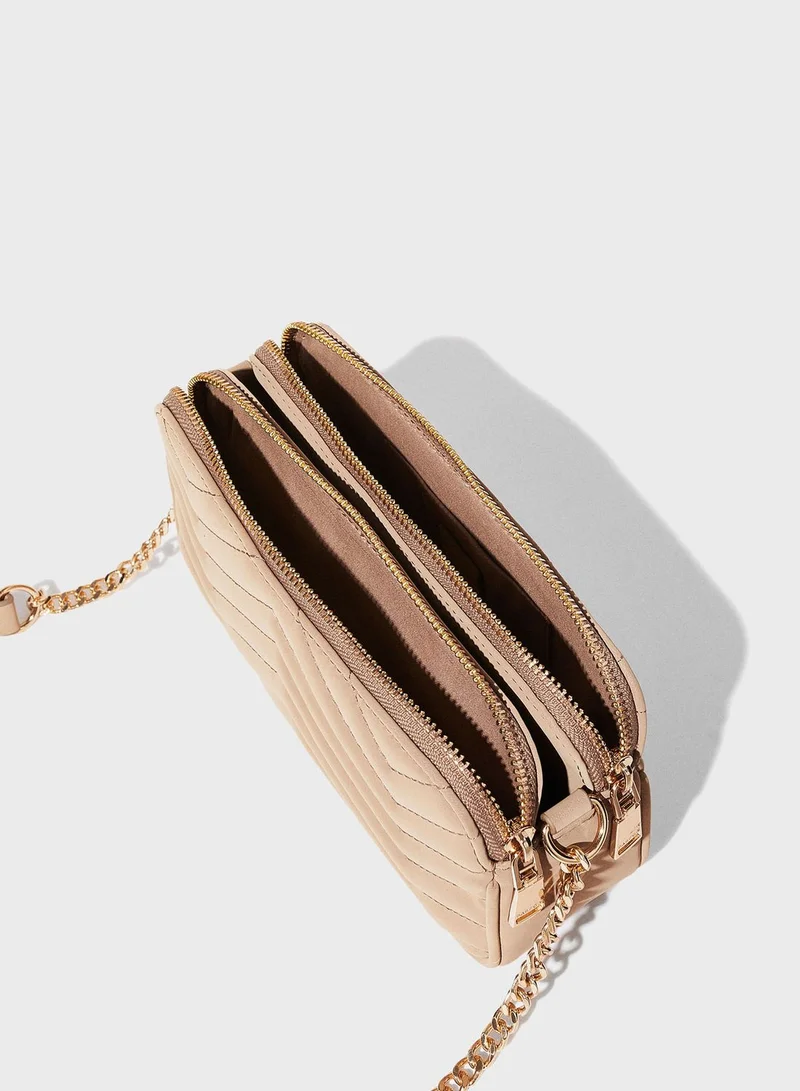 PARFOIS Chain Detailed Crossbody Bag