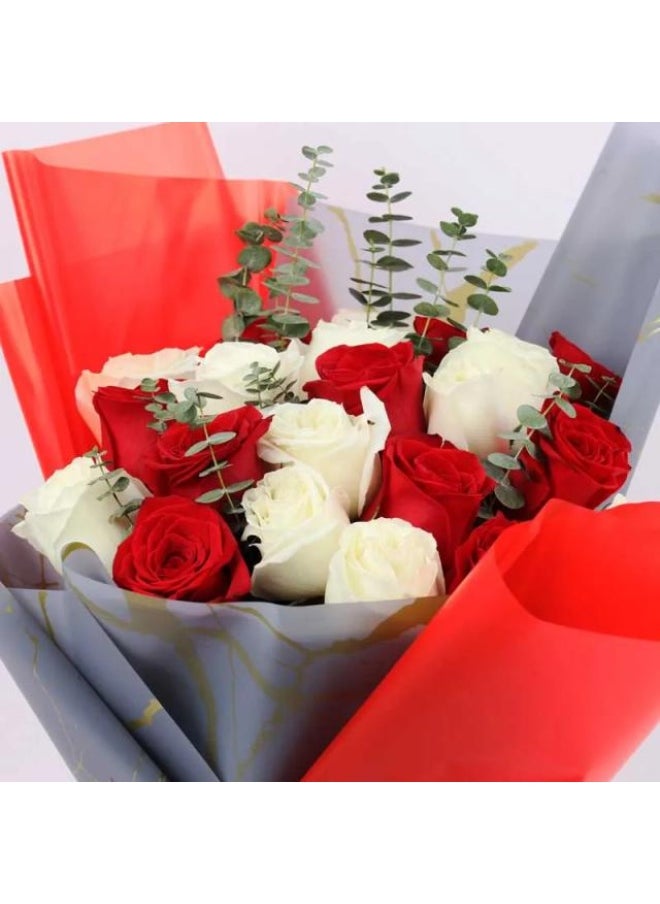 Beauty In Red And White 21 Roses Bouquet - pzsku/ZC388CBB339C59AD0EBFBZ/45/_/1737548583/05fb4c95-2c4b-427a-927b-eda87173d9b1