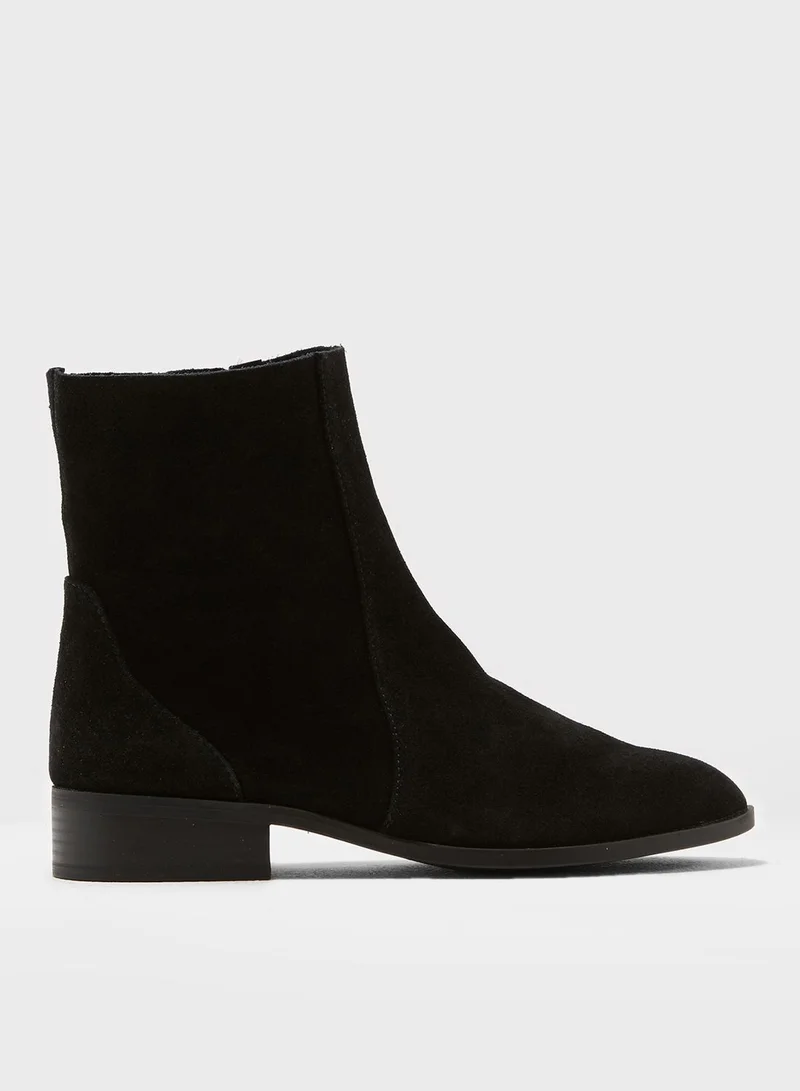 TOPSHOP Krash Suede Sock Boots