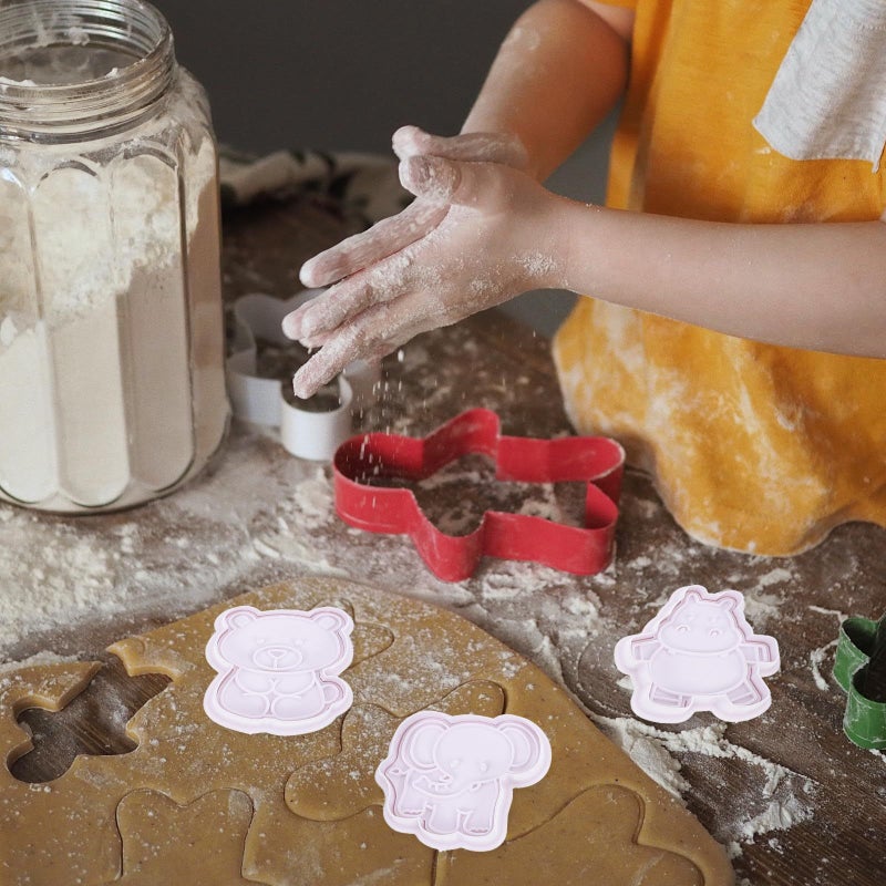 8 Pcs Animal Cookie Molds Set Plastic 3D Fondant Chocolate Baking Tools - Image 5