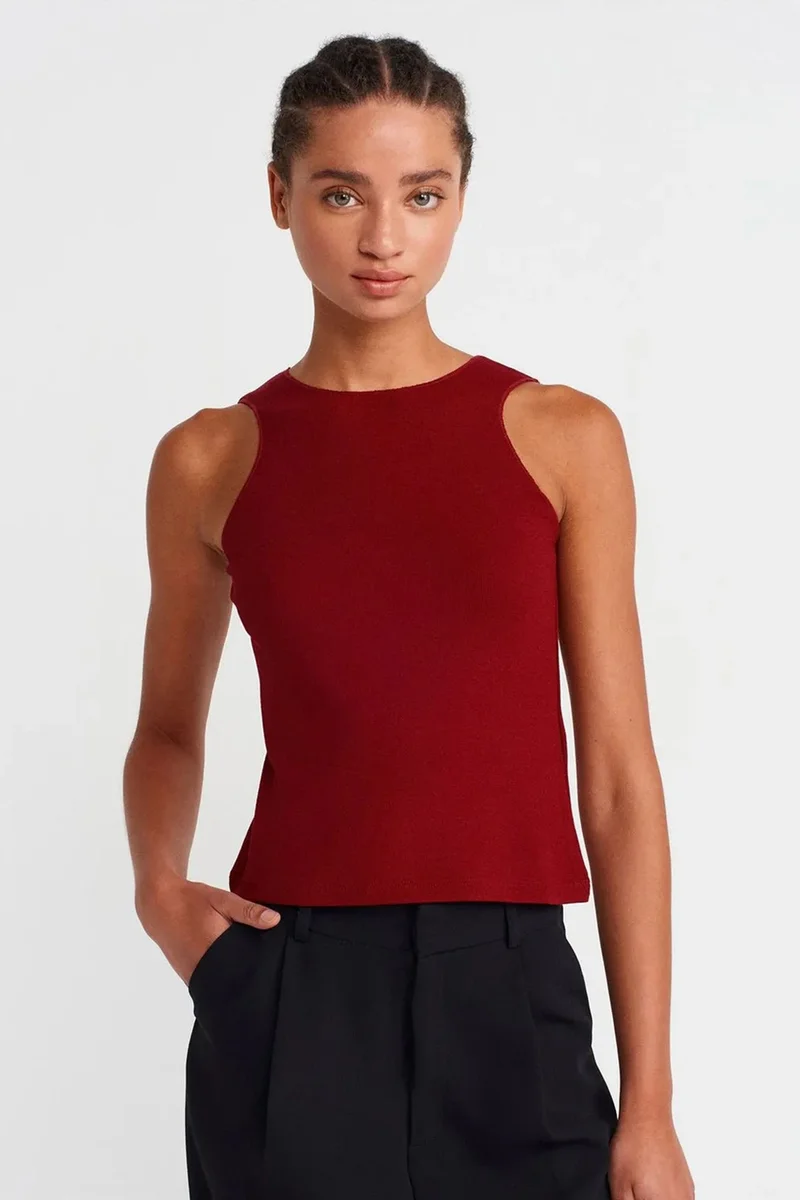 DILVIN Fitted Ribbed Sleeveless Blouse