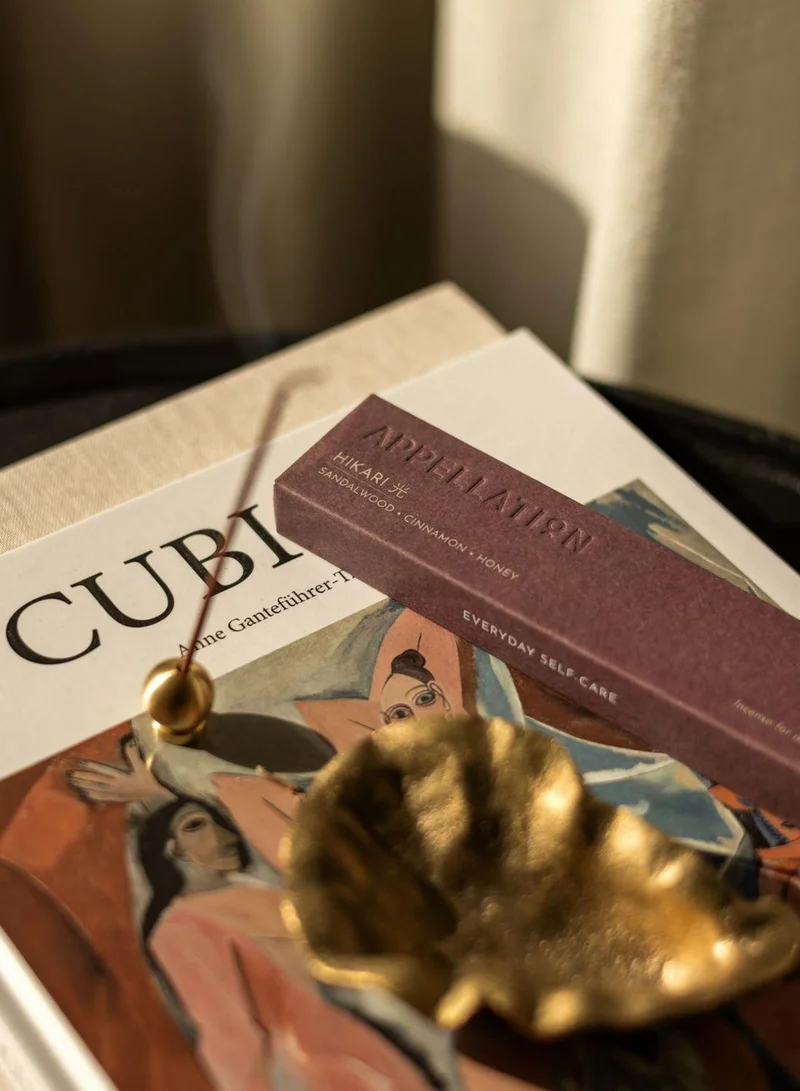ابليشين Hikari Sandalwood, Cinnamon & Honey Japanese Incense