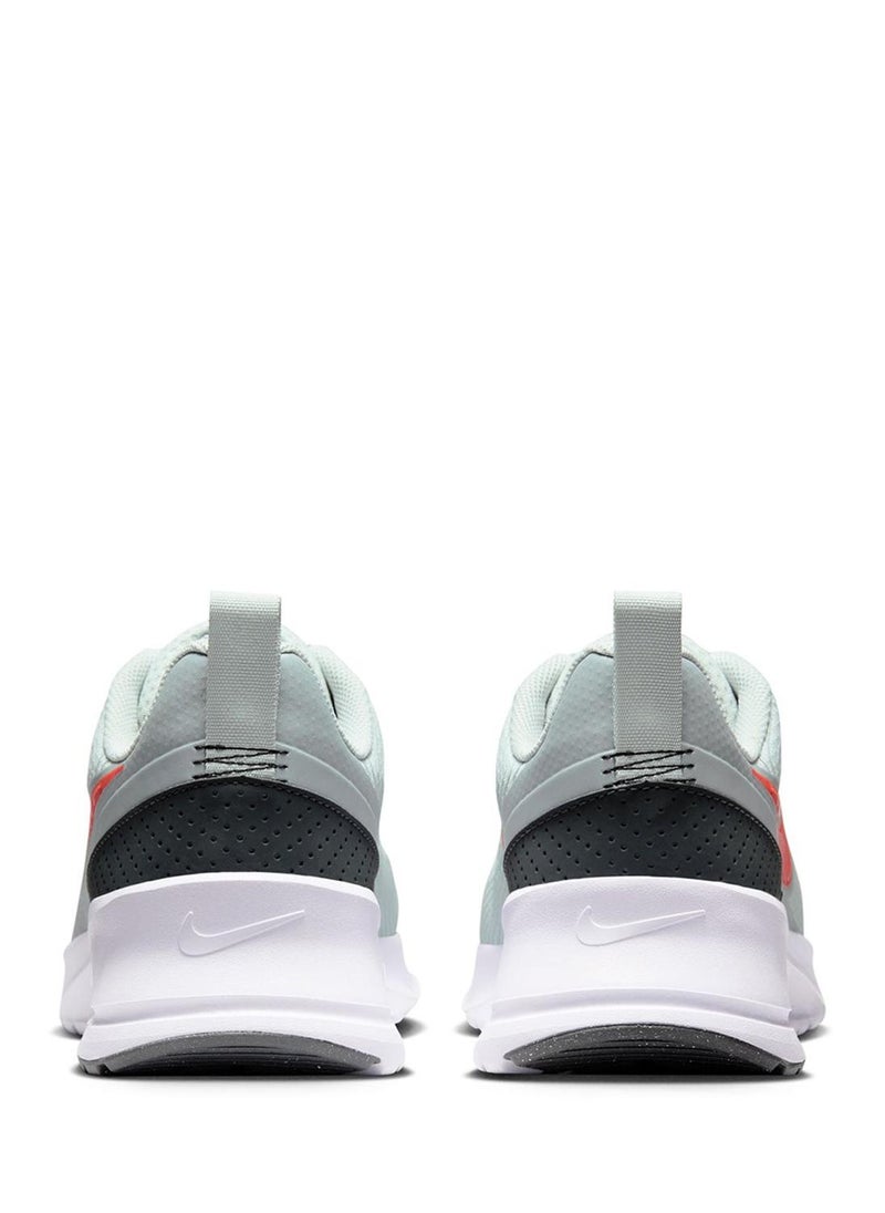 Nike - Air Max Nuaxis - Image 1