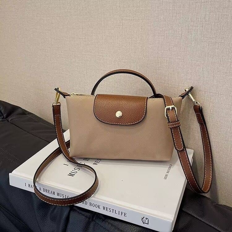 2026 Women's Nylon Dumpling Mini Crossbody Bag - Image 5