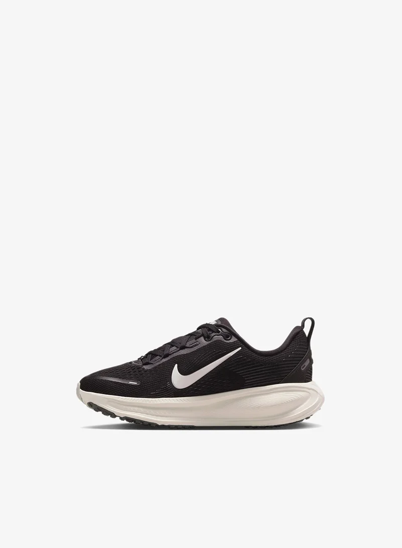 نايكي يوث فوميرو ١٨ جي إس