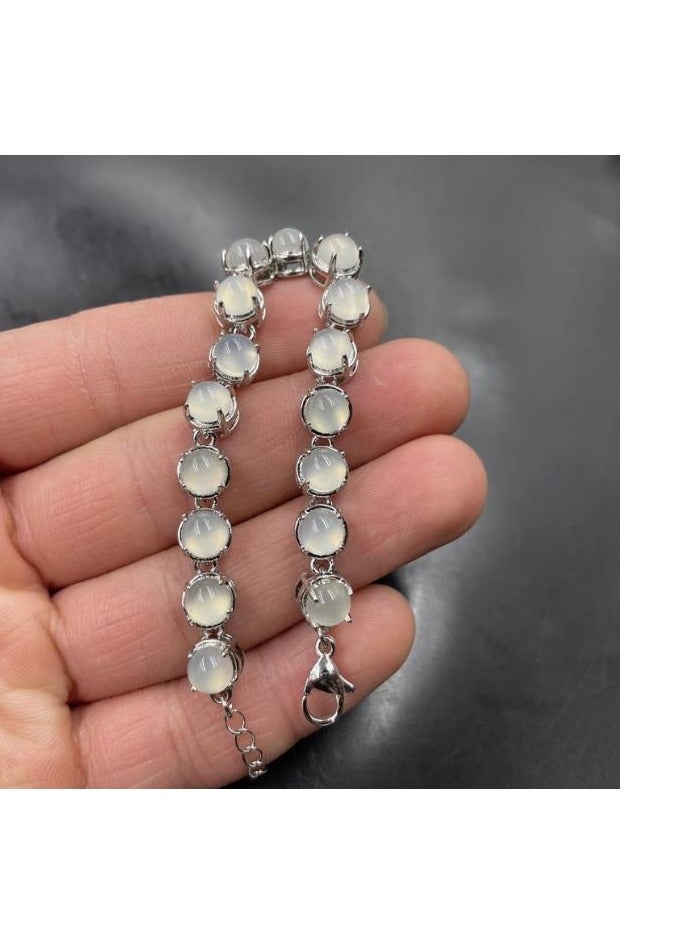 Women's Exquisite High-End Atmospheric Bracelet  - Image 1