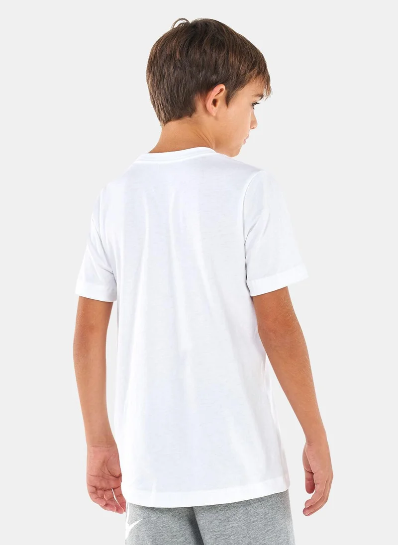 Nike Kids' Sportswear T-Shirt (Older Kids)