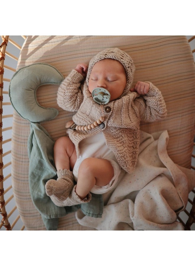 FRIGG ماصة أطفال من المطاط الطبيعي من مون ; مصنوعة في الدنمارك ; خالية من BPA (ساج / بورتوبيلو 618 شهر) 2 قطعة - Image 3