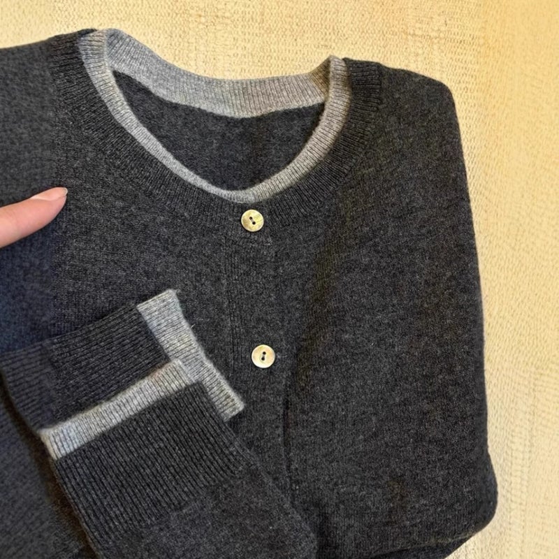 Autumn/Winter New Womens Knitted Sweater Jacket Two-Piece Illusion Top Age-Reducing Artistic Foldable Wool Cardigan Dark gray