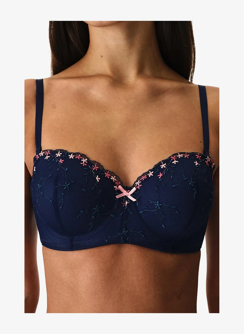 بنتي Women Lotus Broidery Navy Strapless Wired Bra