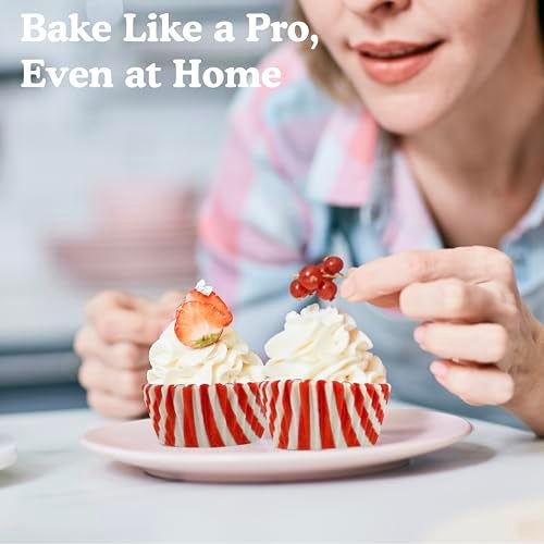 Regency Wraps Greaseproof Professional Grade Baking Cups, Pack of 40, Standard Liners, Red/White Stripe, for Cupcakes, Muffins, Candy, Non Stick - Image 3