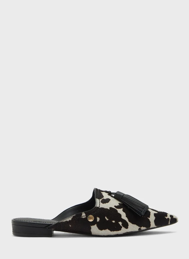 KENDALL + KYLIE Cara Slip Ons