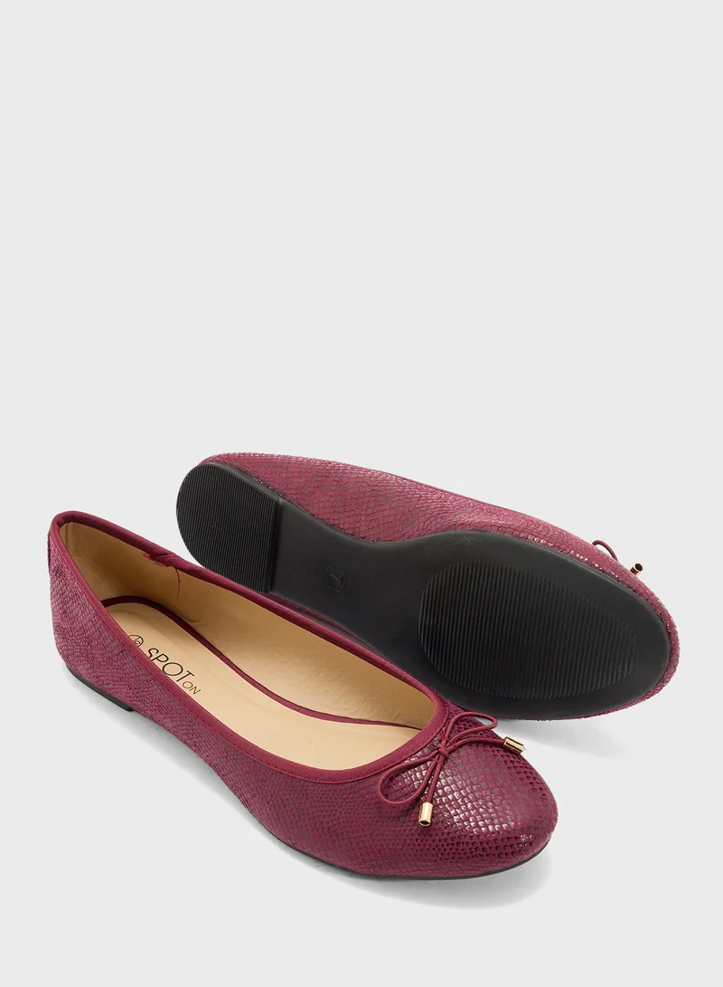 Spot-On Woven Detail Ballerina