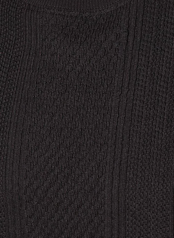 ايكونيك Iconic Men Regular Fit Crew Neck Short Sleeves Textured T shirt