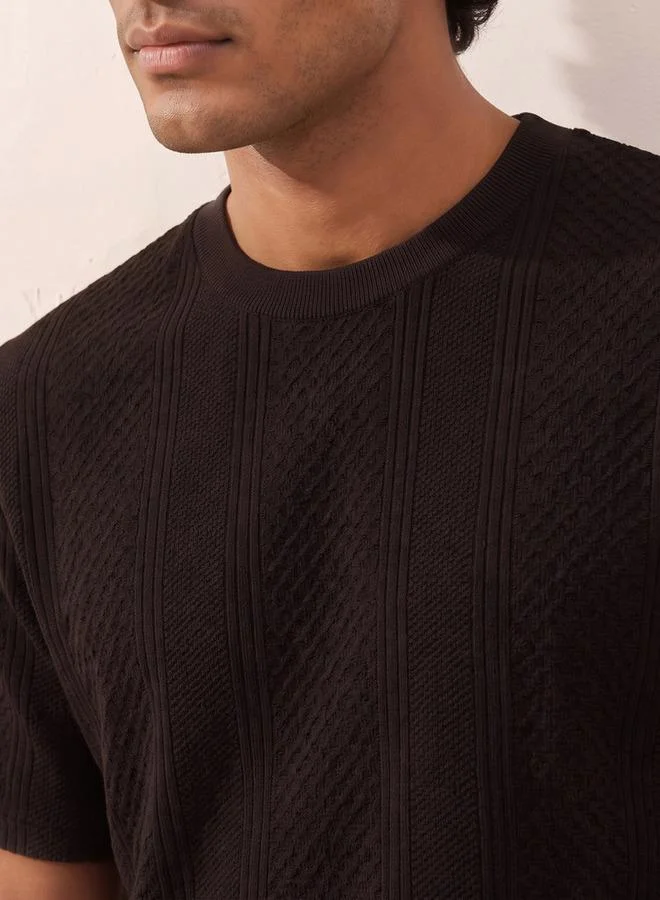 Iconic Iconic Men Regular Fit Crew Neck Short Sleeves Textured T shirt