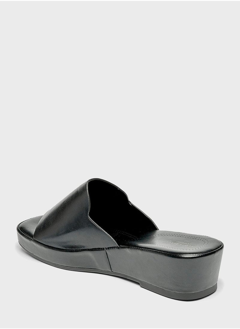 shoexpress - One Strap Wedge Sandals - Image 1