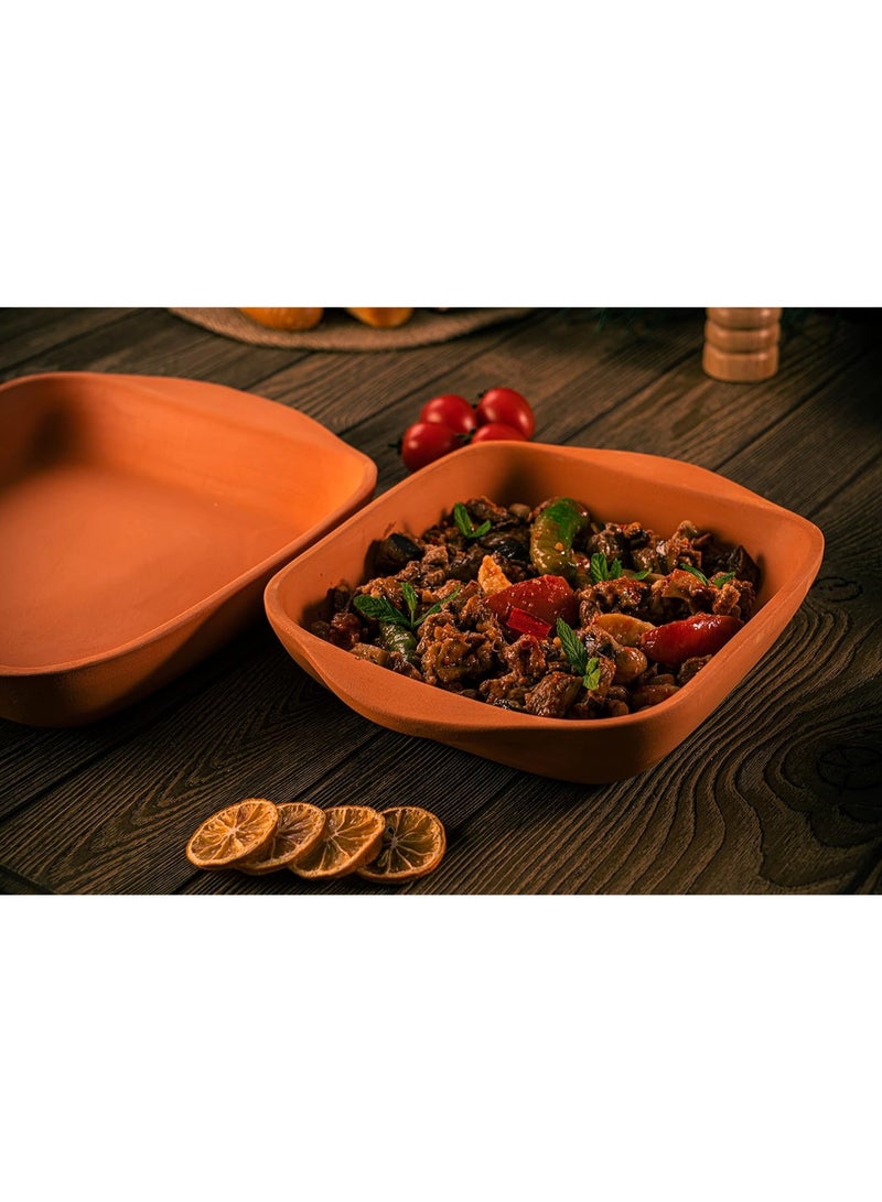 لوكسيول أواني طينية بيضاوية ومستطيلة من LuksYol – يدوية الصنع في تركيا من طين طبيعي غير مطلي – آمنة للفرن والميكروويف وغسالة الصحون – مثالية للطهي وتقديم الأطباق الرئيسية مثل السمك، الباستا، اللحوم، الطواجن – ١٠٠٪ صديقة للبيئة وخالية من BPA والمواد الكيميائية – صنعت بفن تركي تقليدي – متوفرة بألوان بني، أخضر، أزرق، طبيعي غير مطلي – بأبعاد متعددة: أوعية مستديرة ٣٠×٧٫٥×٣٠ سم وصوانٍ مستطيلة بمقاسات ٣٣×٨ سم، ٣٠×٧ سم، ٢٢×٧ سم، ٢٨×٨ سم، ٣٢×٩ سم – متينة وخالية من الكسر – تضفي جمالية ريفية ونكهة صحية على مائدتك – تغليف صديق للبيئة وجاهزة كهدايا للمنزل أو العائلة – مجموعة لوكس يول الفاخرة لاختيارك لمناسبات العشاء العائلية والاستضافة الأنيقة - Image 2