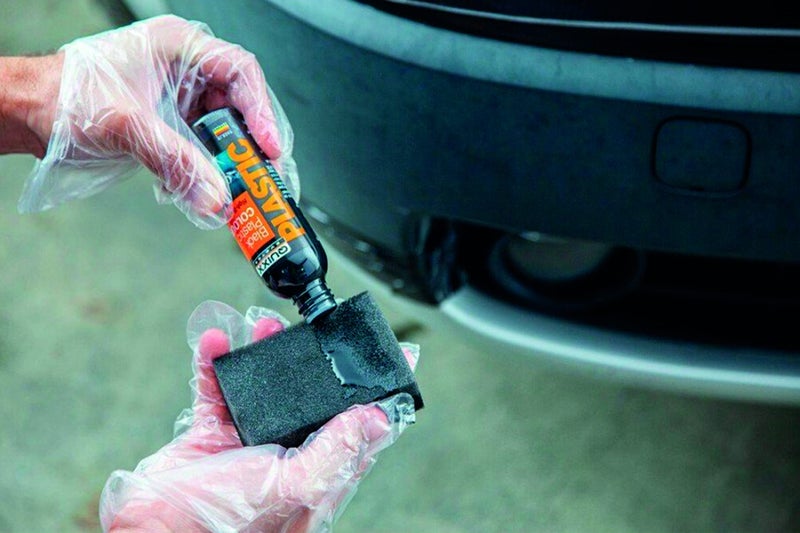 QUIXX 10188 Black Plastic Color - Trim Restorer, Transforms Old, Weathered Plastic to Like New Condition, Use On Your Automobile or Motorcycle - Image 2