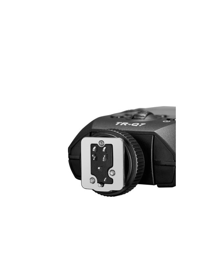 Jinbei TR-Q7 Multi Brand TTL Wireless Flash Trigger: Versatile TTL wireless flash trigger with a color screen for multiple camera brands.