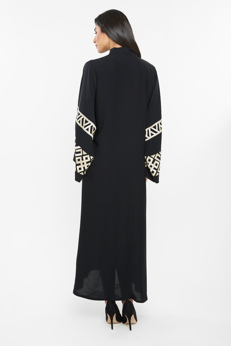 النخبة عباية أنيقة بطبعات أزتيك ذهبية على الأكمام والجوانب - Image 3