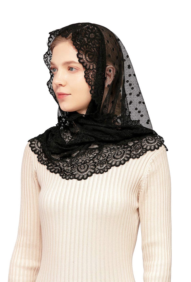 Wgior Triangle Vintage Inspired Lace Chapel Veils Catholic Mass Head Covering Scarf Mantilla Veils for Church (Black) - Image 4