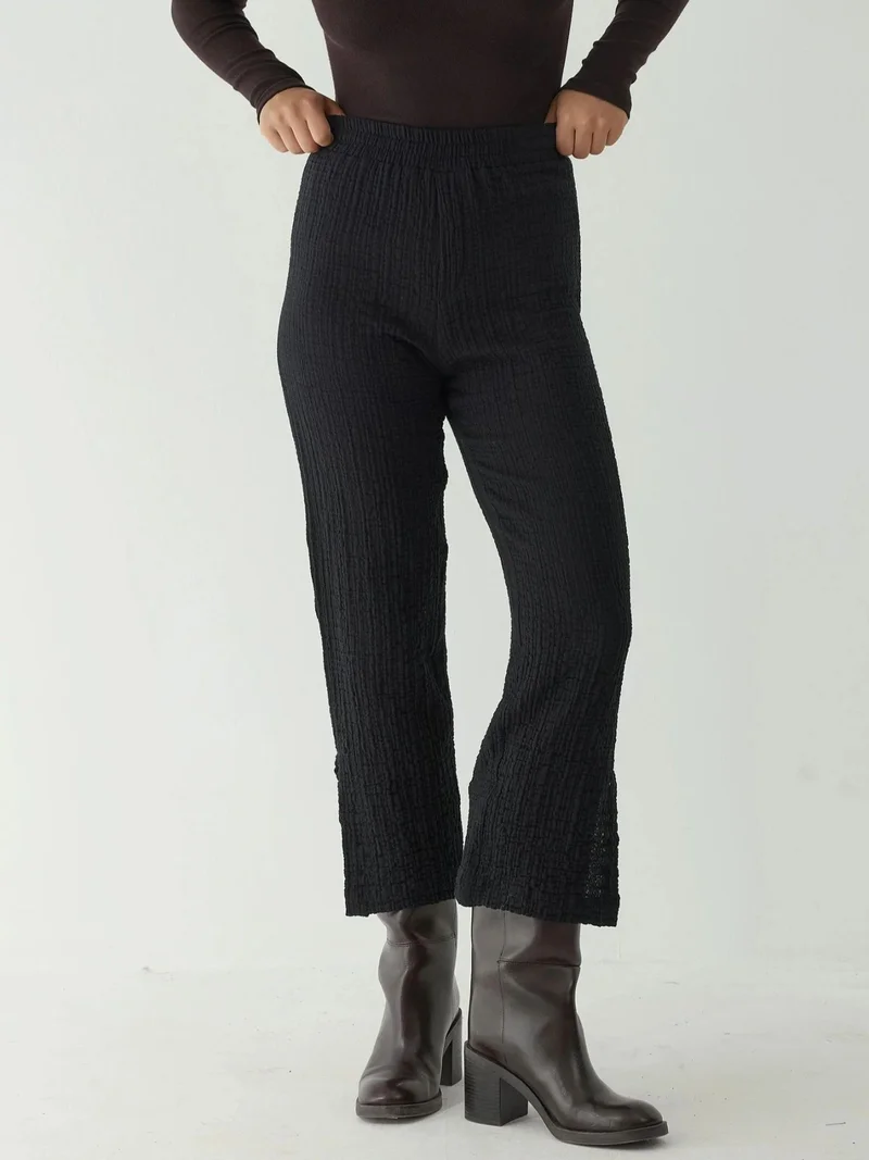 هيكاب بنطلون مستقيم بخصر مرتفع وملمس فاخر