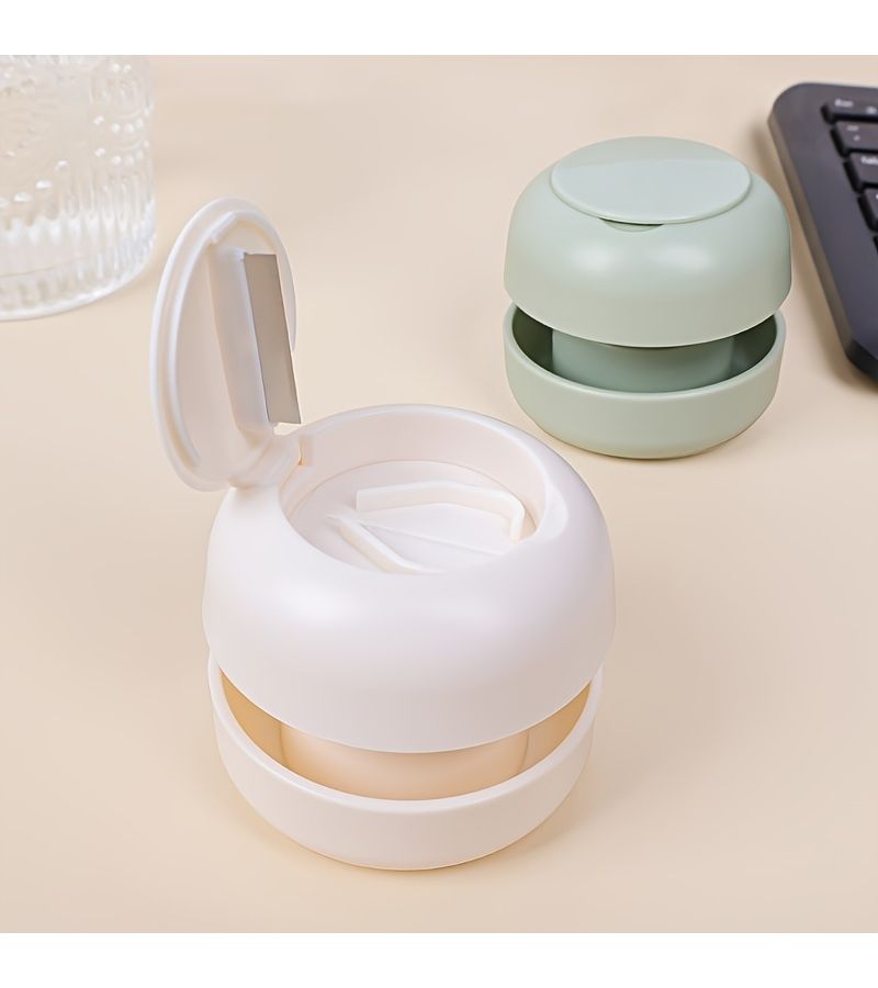 Green Portable Pill Cutter Divider Grinder with Transparent Compartments for Home Organization - Image 1