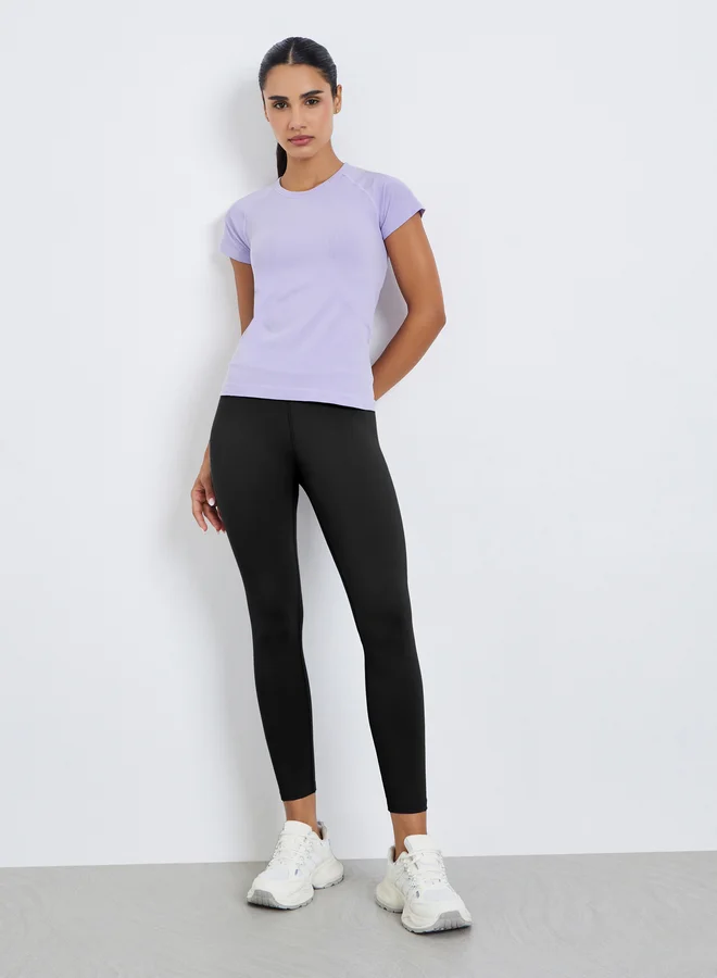 Styli Active Women Lilac Seamless Contour Detail Top