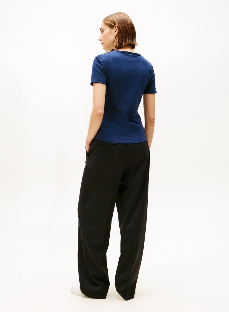 تومي هيلفيغر تيشيرت قصير الأكمام فارسيتي بقصّة سليم - Image 2