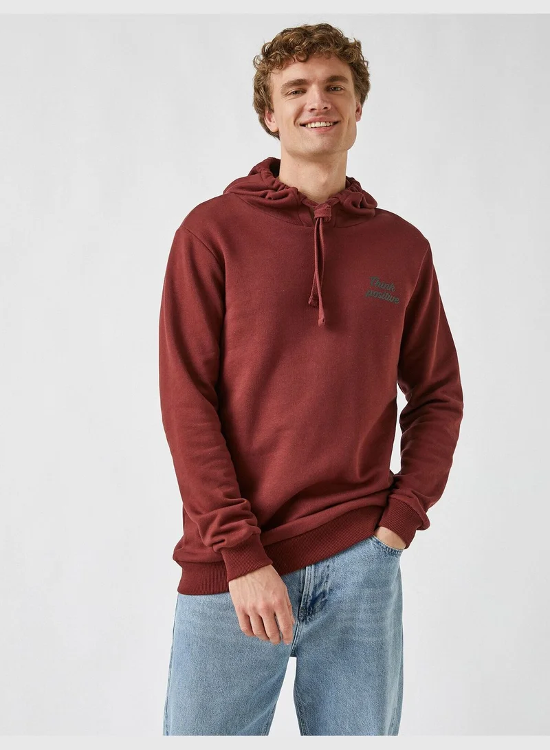 كوتون هودي بطبعات