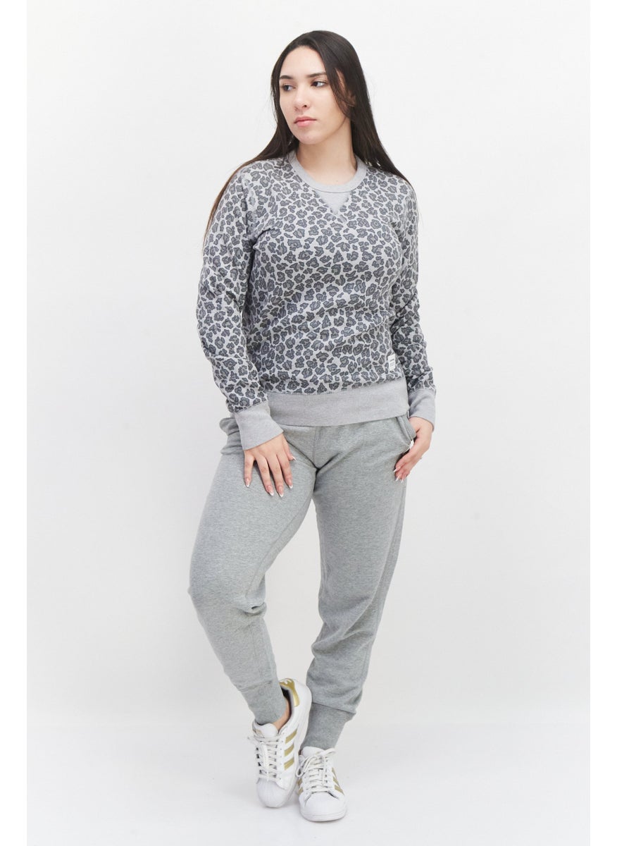 CONVERSE Women Sportswear Fit Outdoor Sweatshirt, Grey  - Image 2