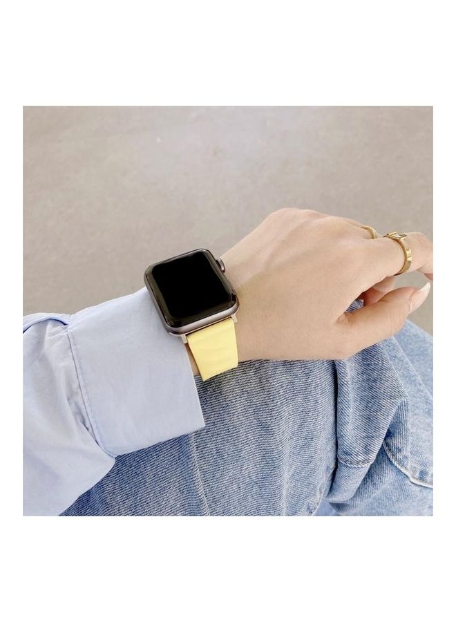 NIBEMINENT Modern Style Silicone Replacement Strap Watchband For Apple Watch Series 7/6/5/4/3/2/1/SE 41/40/38mm Red - Image 5