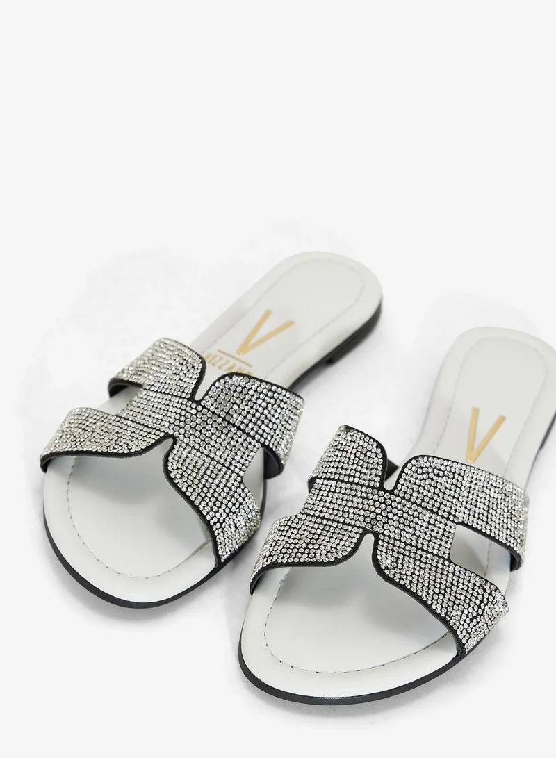 Vizzano White Flat Sandals for Women – Stylish Ladies Flat Sandals & Comfortable Flat Slippers for Women | Best Price UAE