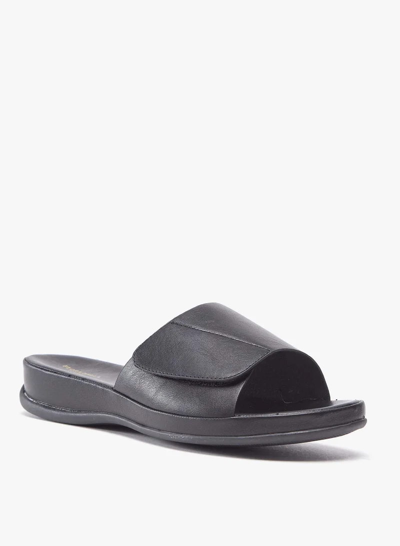 فلورا بيلا من شو إكسبرس Women All-Over Monogram Print Slide Sandals