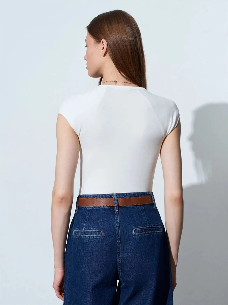 ديلفين DILVIN Slim Fit Crop Jersey Top