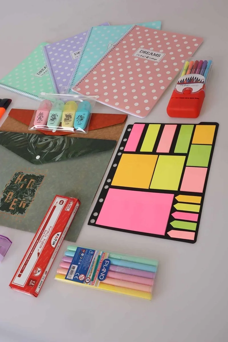 SPIDERMAN Assorted Stationery Set Back To School