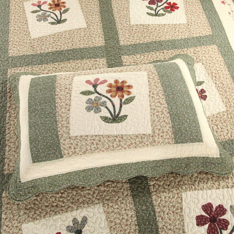 vctops Farmhouse Green 3 Piece Embroidered Floral Quilted Bedspread Quilt Set 100% Cotton Reversible Patchwork Coverlet Set 1 Quilt and 2 Pillow Shams (Green,Queen) - Image 4