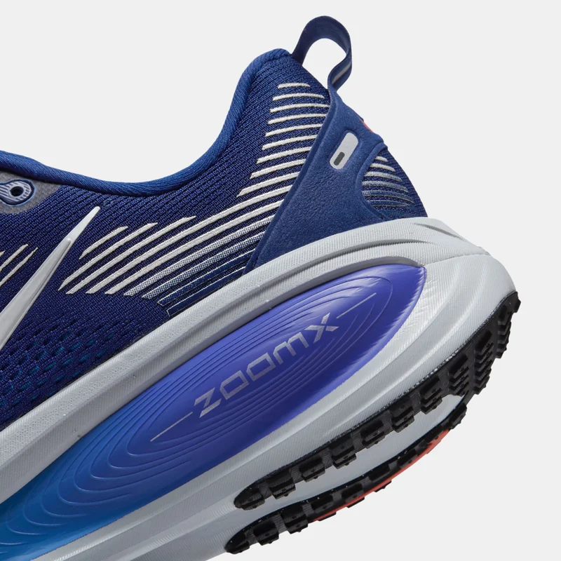 Nike Men's Vomero 18 Road Running Shoes