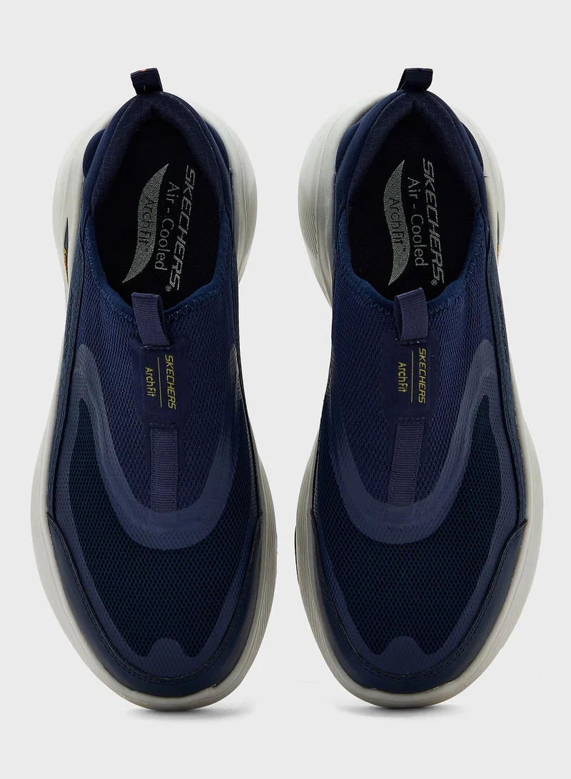SKECHERS Arch Fit Infinity