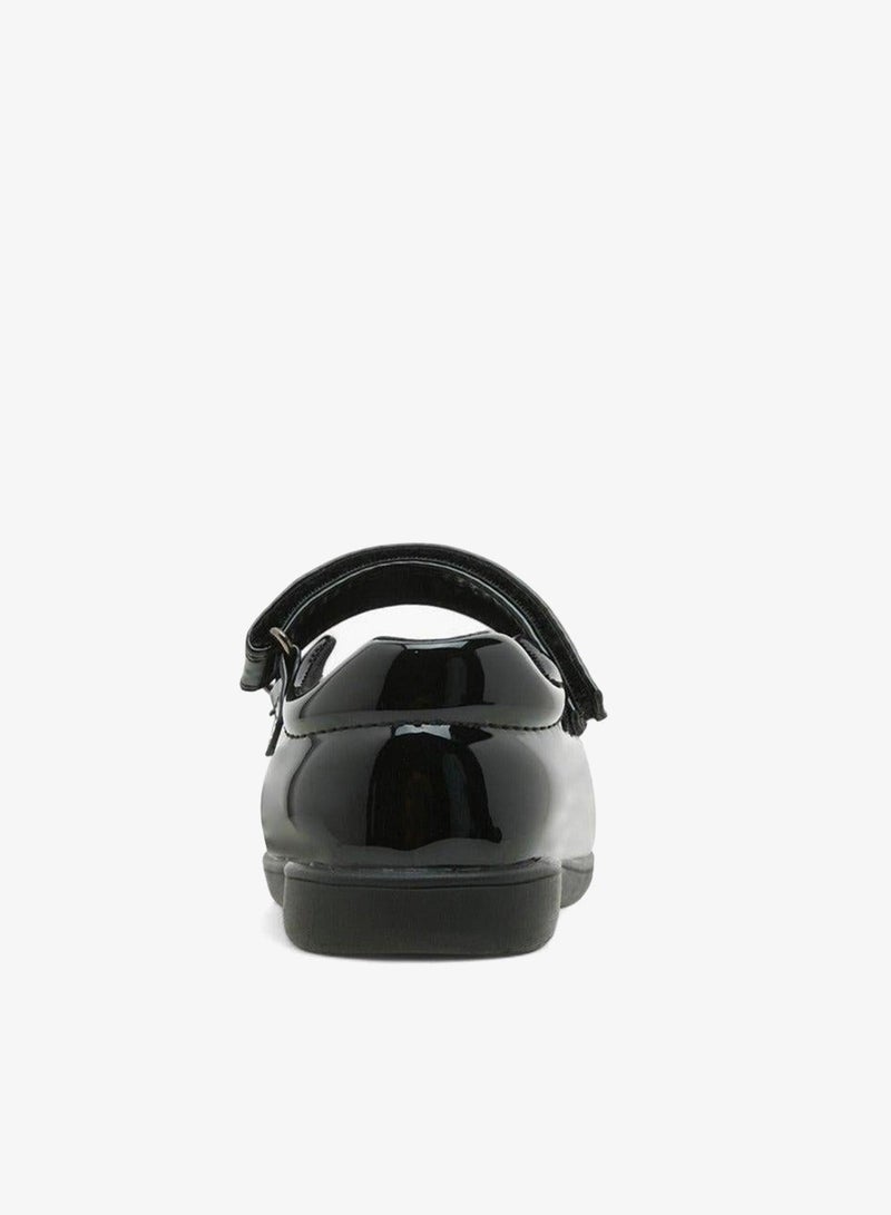 JUNIORS Girls Scallop Detail School Shoes with Hook and Loop Closure - Image 5