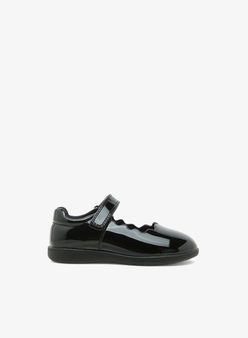 JUNIORS Girls Scallop Detail School Shoes with Hook and Loop Closure - Image 2